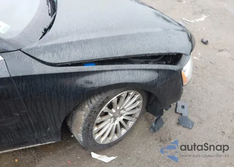 2014 Audi A8 L 4.0T z USA, uszkodzony, nr VIN WAUR2AFD6EN008595